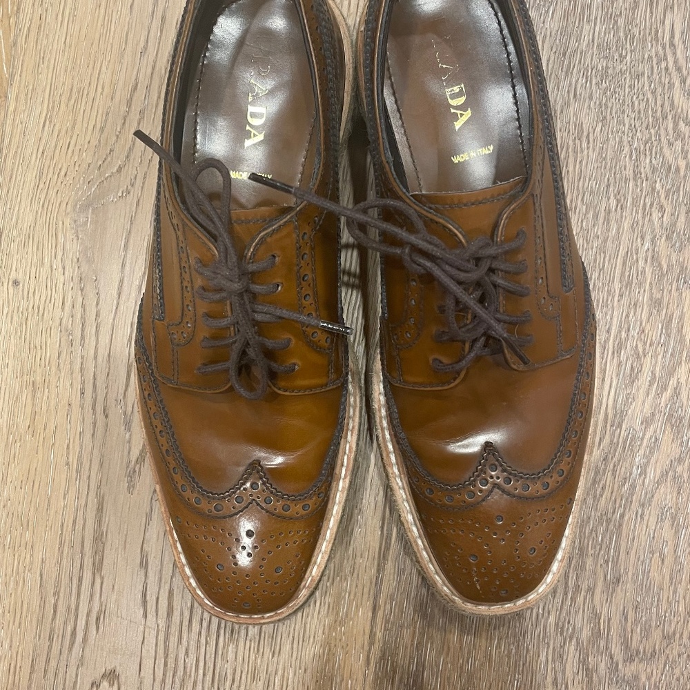 Prada oxfords barely worn size 6